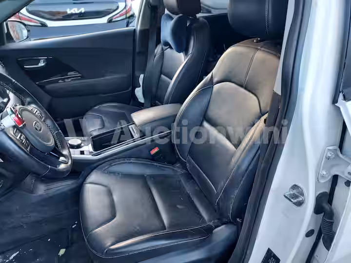 Kia Niro 2020 — 40