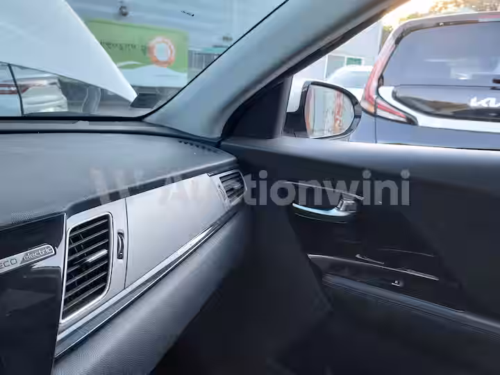 Kia Niro 2020 — 48
