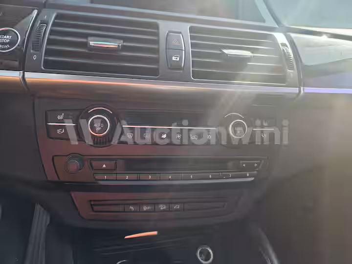 BMW X6 2012 — 16