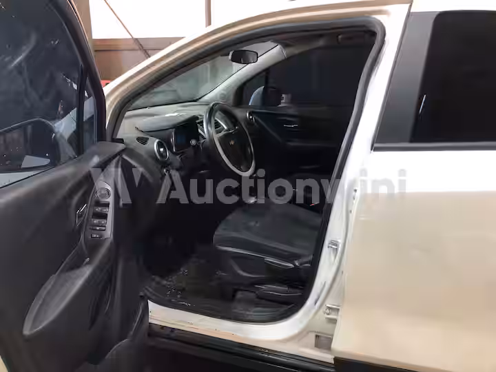Chevrolet Trax 2016 — 23