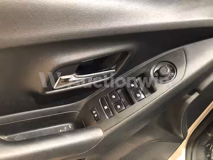 Chevrolet Trax 2016 — 24