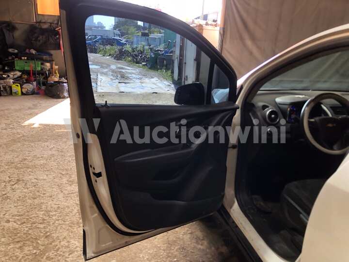 Chevrolet Trax 2016 — 25