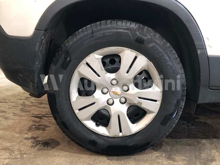 Chevrolet Trax 2016 — 52