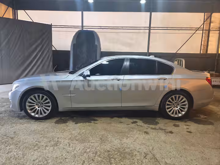 BMW 7 Series (F01) 2013 — 2