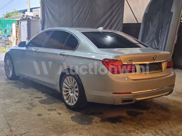 BMW 7 Series (F01) 2013 — 3