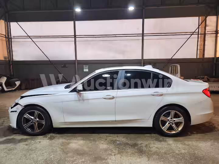 BMW 3 Series 2012 — 2