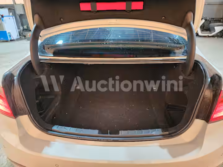 BMW 3 Series 2012 — 19