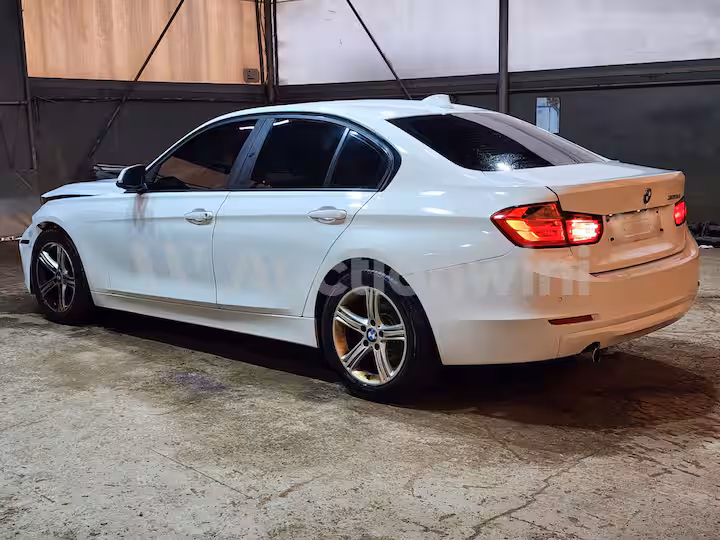 BMW 3 Series 2012 — 3