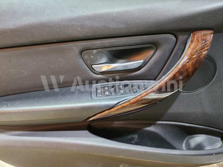 BMW 3 Series 2012 — 31