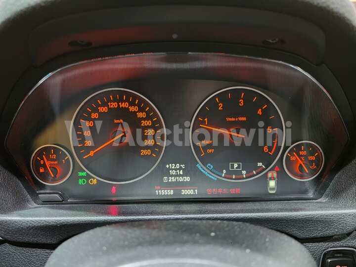 BMW 3 Series 2012 — 33