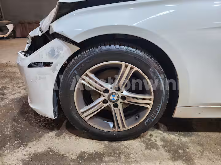 BMW 3 Series 2012 — 45