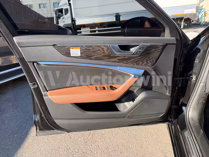 Audi A6 2020 — 28