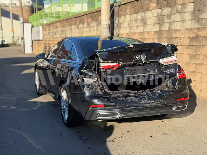 Audi A6 2020 — 6