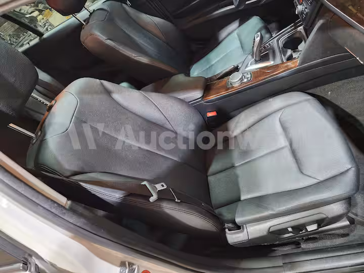 BMW 3 Series 2015 — 31