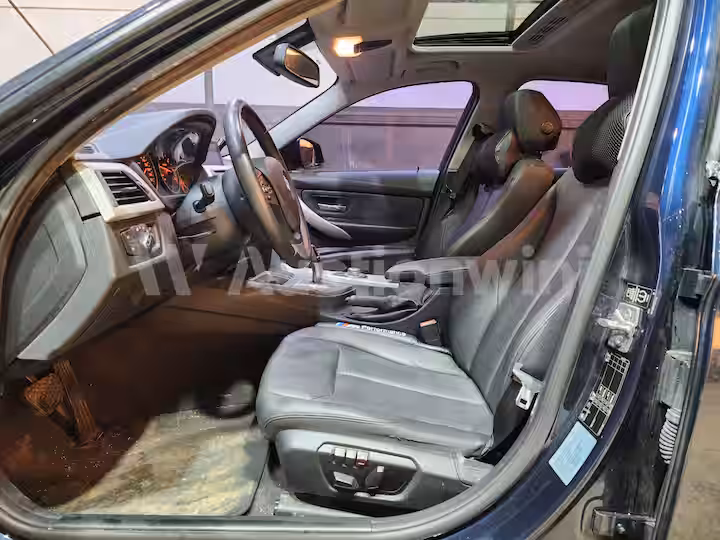 BMW 3 Series 2013 — 17