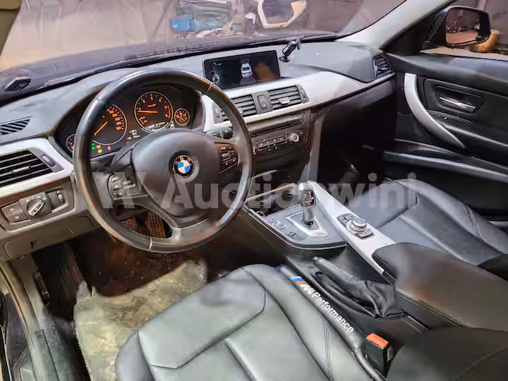 BMW 3 Series 2013 — 35