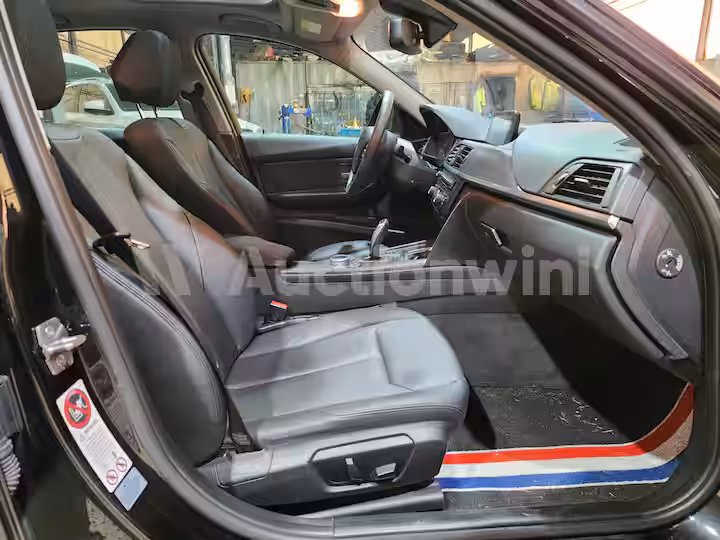 BMW 3 Series 2014 — 29