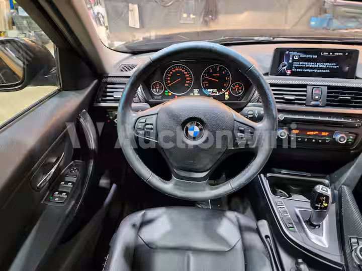 BMW 3 Series 2014 — 33