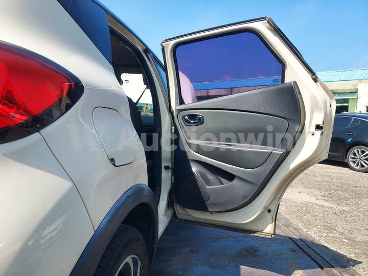 Renault QM3 2016 — 36