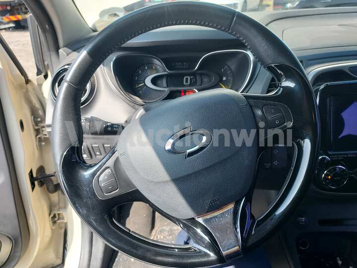 Renault QM3 2016 — 52