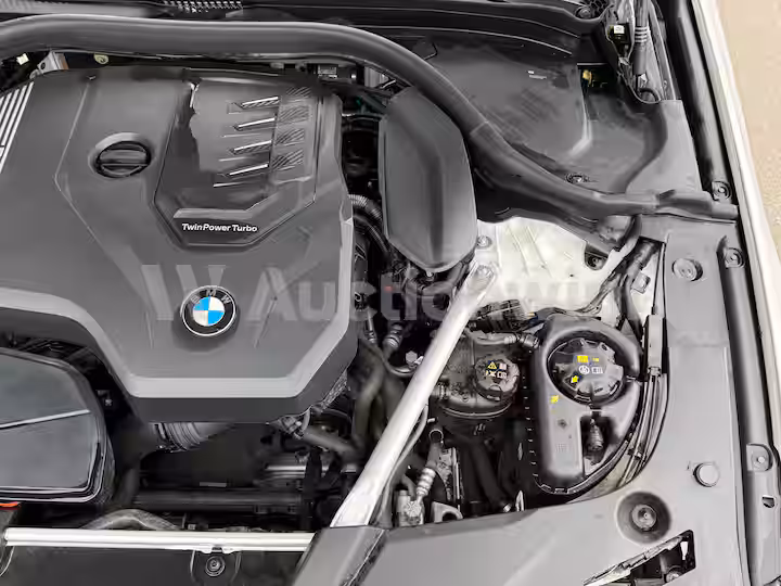 BMW 5 Series 2023 — 21