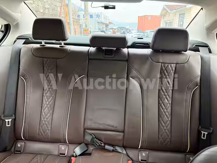 BMW 5 Series 2023 — 41