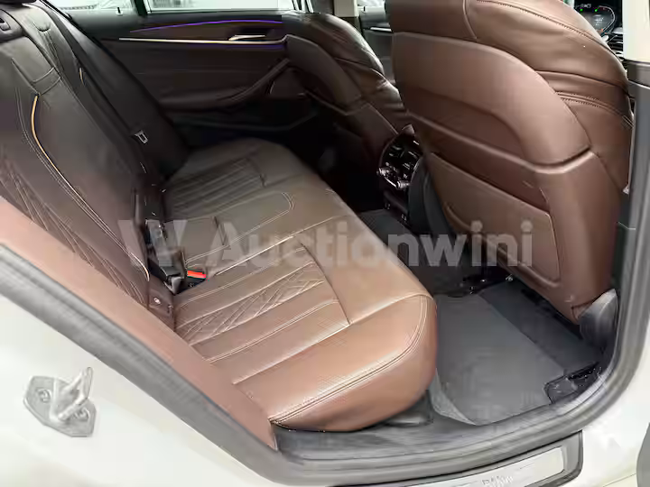 BMW 5 Series 2023 — 47
