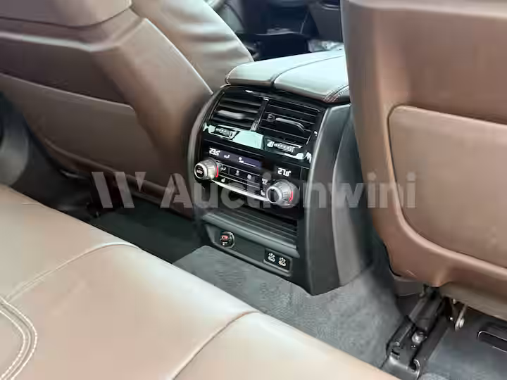 BMW 5 Series 2023 — 49