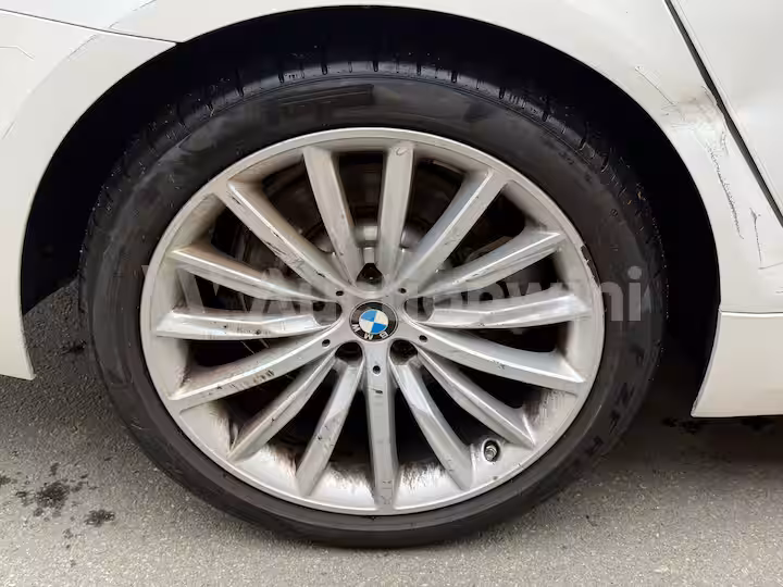 BMW 5 Series 2023 — 57
