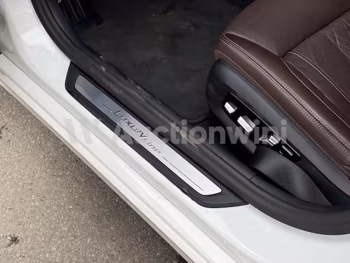 BMW 5 Series 2023 — 63