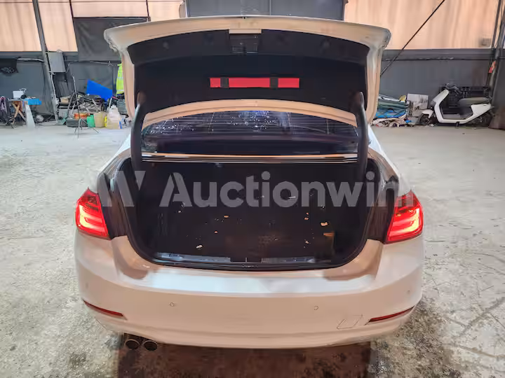BMW 3 Series 2013 — 22