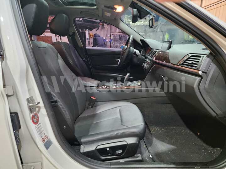 BMW 3 Series 2013 — 30