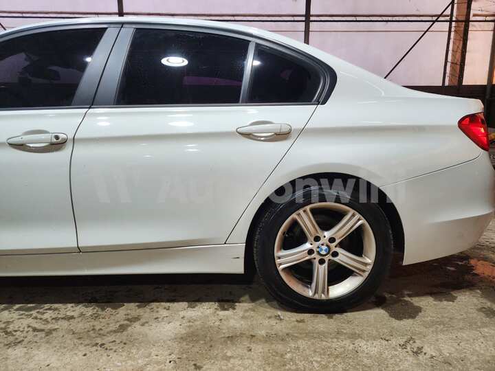 BMW 3 Series 2013 — 64