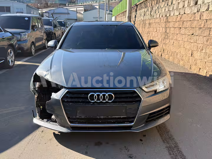 Audi A4 2016 — 2