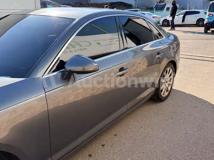Audi A4 2016 — 15