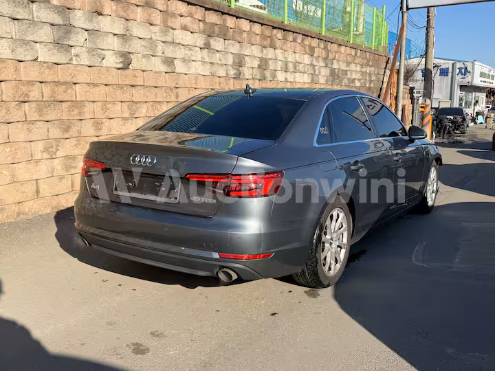 Audi A4 2016 — 4