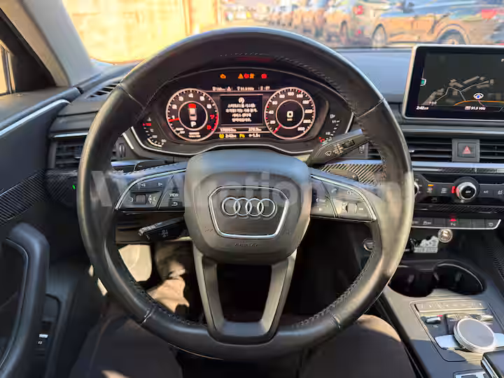 Audi A4 2016 — 32