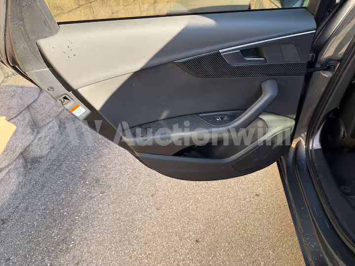 Audi A4 2016 — 40