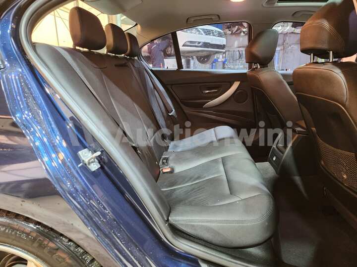 BMW 3 Series 2013 — 28