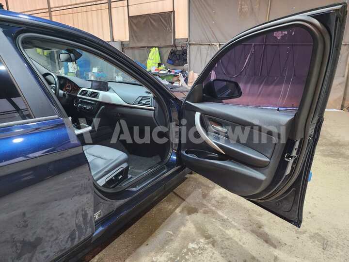 BMW 3 Series 2013 — 29