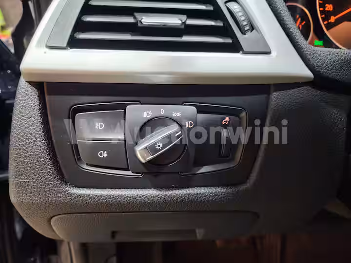 BMW 3 Series 2013 — 38