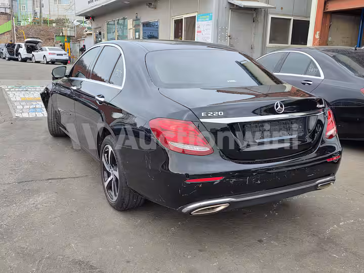 Mercedes Benz E Class 2020 — 6