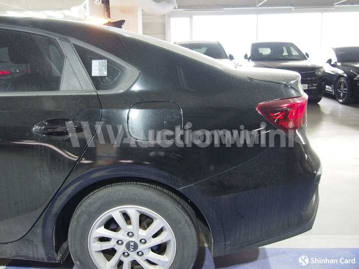 Kia K3 2021 — 7