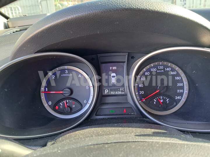 Hyundai SantaFe 2013 — 34