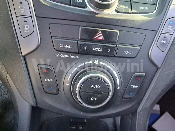 Hyundai SantaFe 2013 — 37