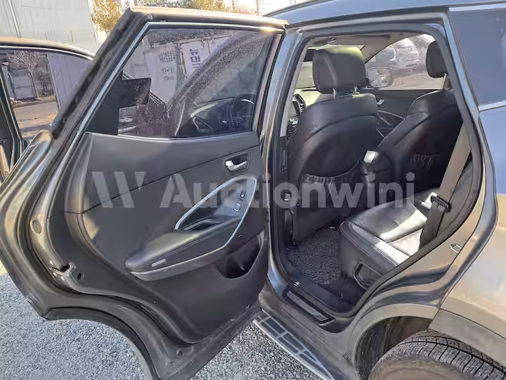 Hyundai SantaFe 2013 — 47