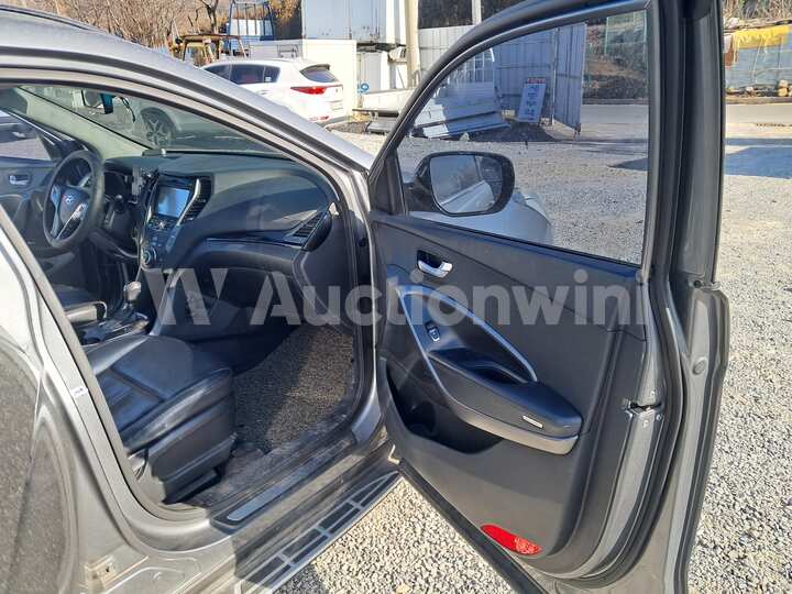 Hyundai SantaFe 2013 — 54