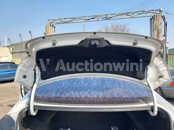 Hyundai Avante 2013 — 34