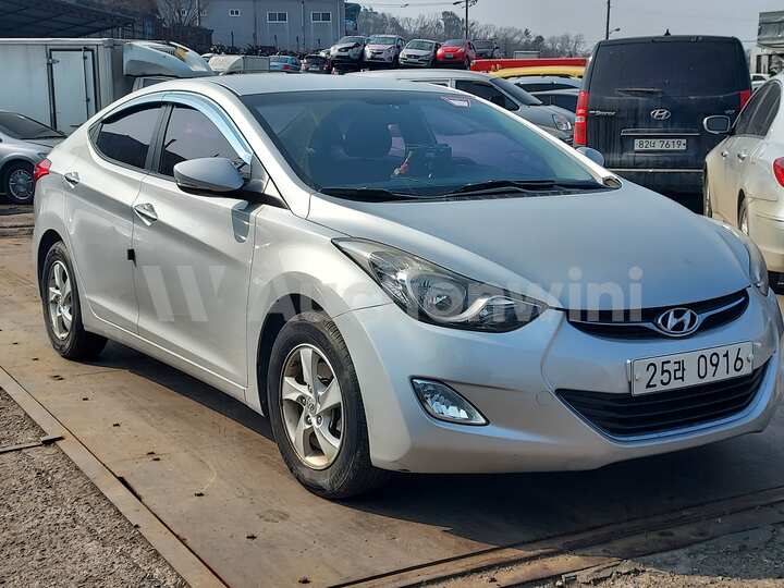 Hyundai Avante 2013 — 6