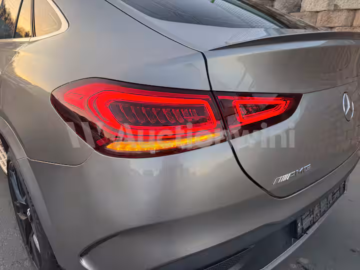 Mercedes Benz GLE Class 2021 — 11